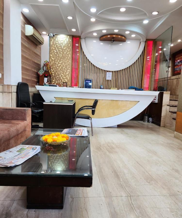 Capital O 6408 Hotel Delhi Heart New Delhi Exterior photo