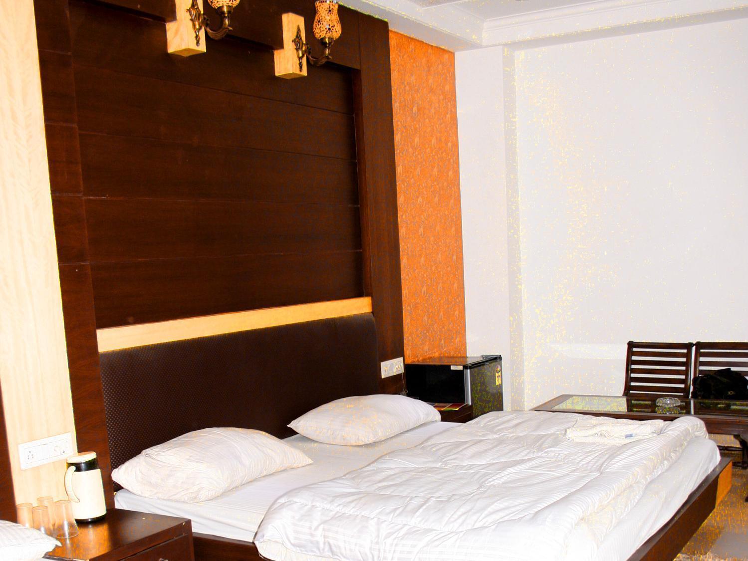 Capital O 6408 Hotel Delhi Heart New Delhi Exterior photo