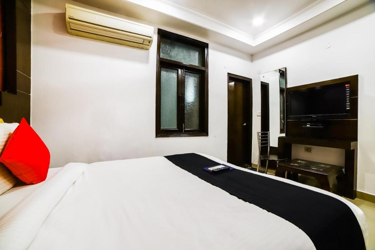 Capital O 6408 Hotel Delhi Heart New Delhi Exterior photo